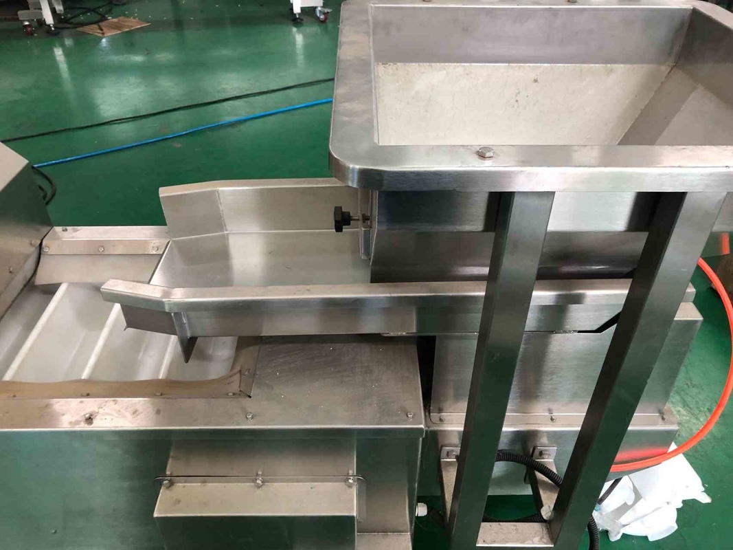 alimentatore indipendente di vibrazione di 75L 150L 200L SS304 per il tipo trasportatori di Z del secchio