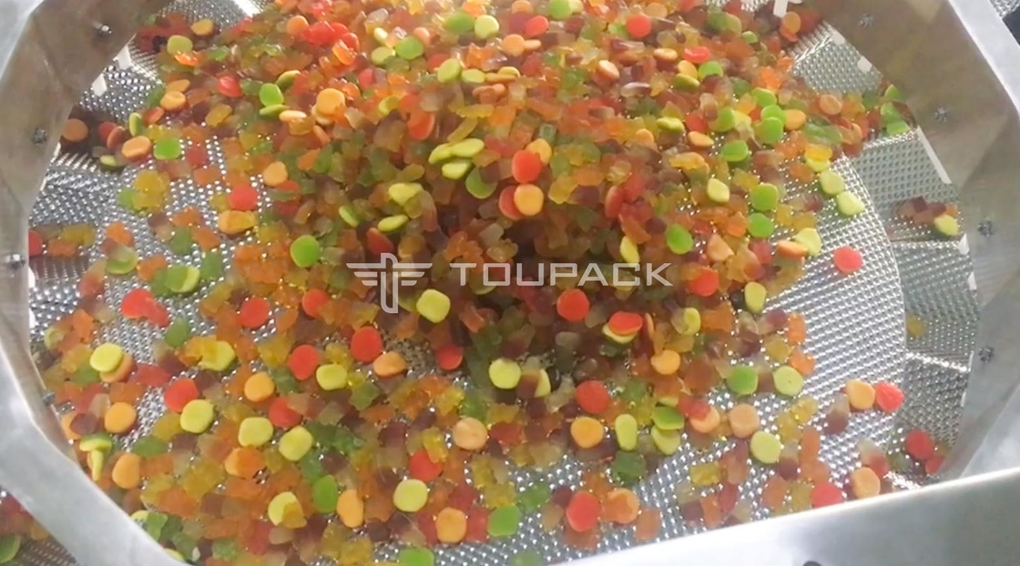 Impacchettatrice di riempimento di conteggio automatico per l'orso gommoso Candy di Premade Doypack della borsa del cuscino