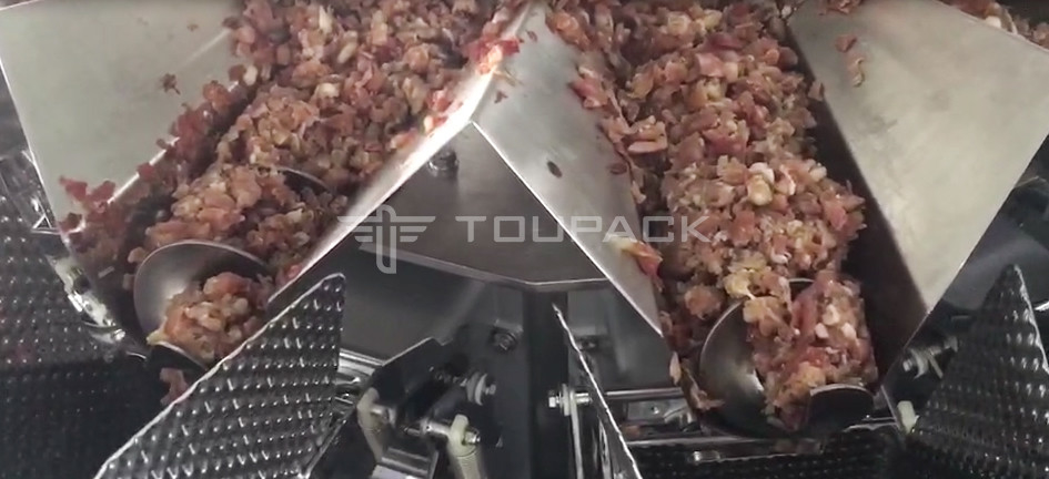 Il pesatore capo 2.0KW 410kg della vite 14 ha tritato la pesatura della carne fresca della carne di maiale e la macchina imballatrice