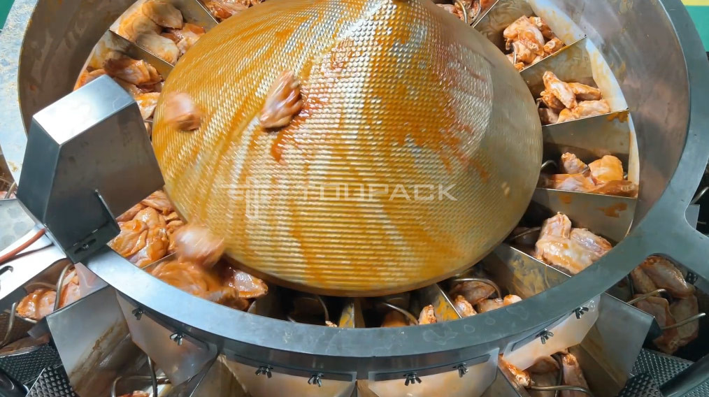 Combinazione di alimentatore a vite automatico Pesatrice di riempimento di alimenti appiccicosi Carne marinata Ali di pollo Pesatrice multi-testa