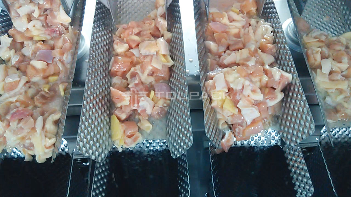 Macchina di imballaggio multifunzionale ad alta velocità 8 teste Pesatrice per cetrioli pollo in pezzi
