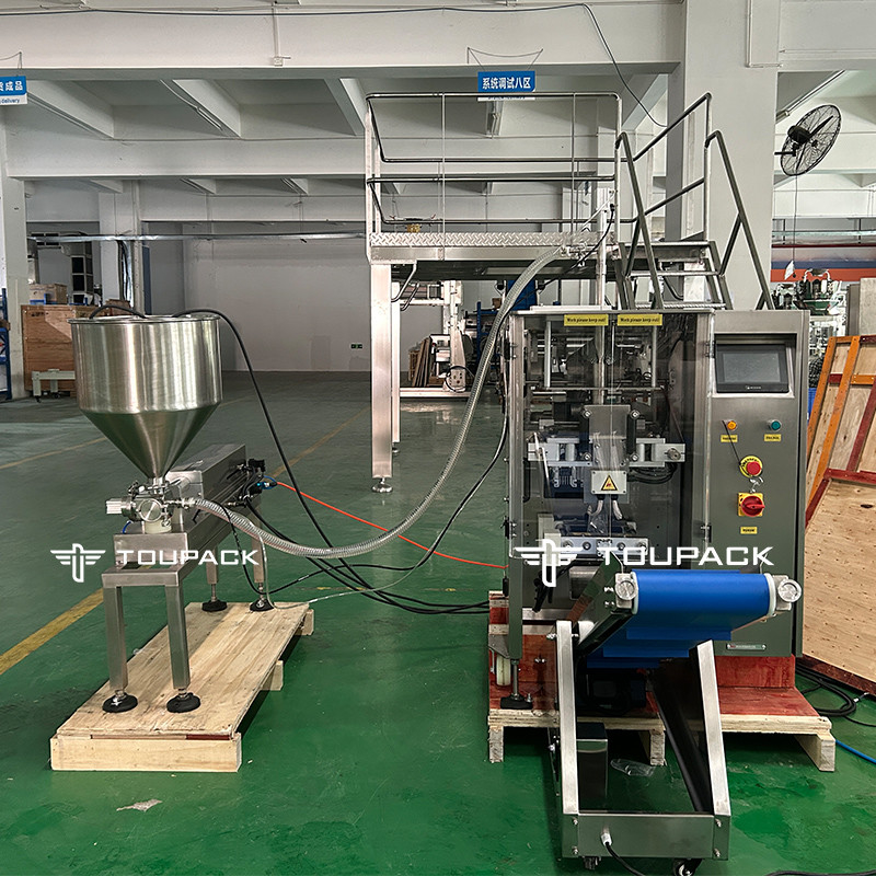 Taschino automatico con bastoncino Piccolo sacchetto lavaggio della bocca Liquidi lubrificanti Macchine di imballaggio Pesatura e imballaggio liquidi