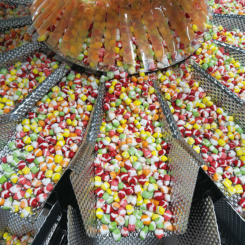 QQ Candy Gummies Cheese Sticky Screw Multihead Weigher Cookie Automatic Packing Machine Per Zipper Bag Stand Up Bag