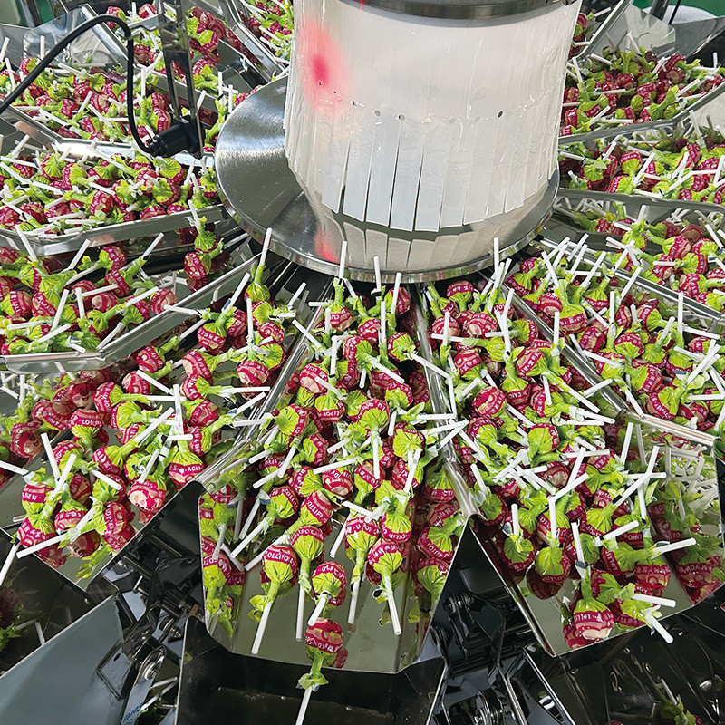 Macchine per l'imballaggio alimentare Macchine per l'imballaggio alimentare industriale Macchine funzionali per l'imballaggio dei barattoli di caramelle per il Doypack