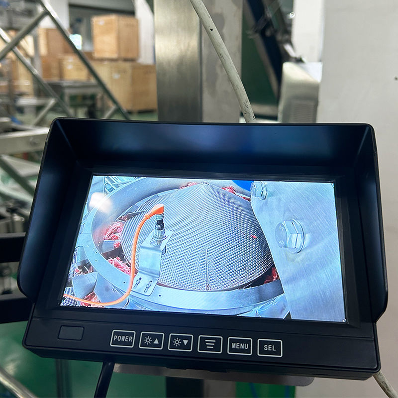 Sistema automatico di pesatura e imballaggio per bistecche ribeye